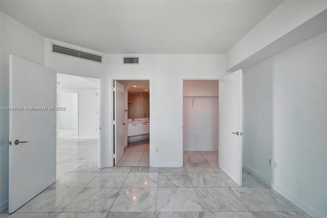 55 SE 6th St 3401, Miami, Florida 33131