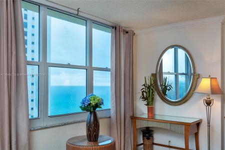 2501 S Ocean Dr 1003, Hollywood, Florida 33019, USA