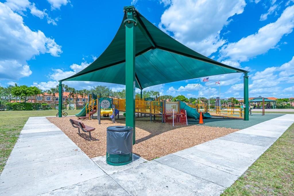 784 SW 106th Ave 1902, Pembroke Pines, フロリダ 33025, アメリカ合衆国
