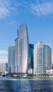 300 Biscayne Blvd Way 4204, Miami, Florida 33131, USA