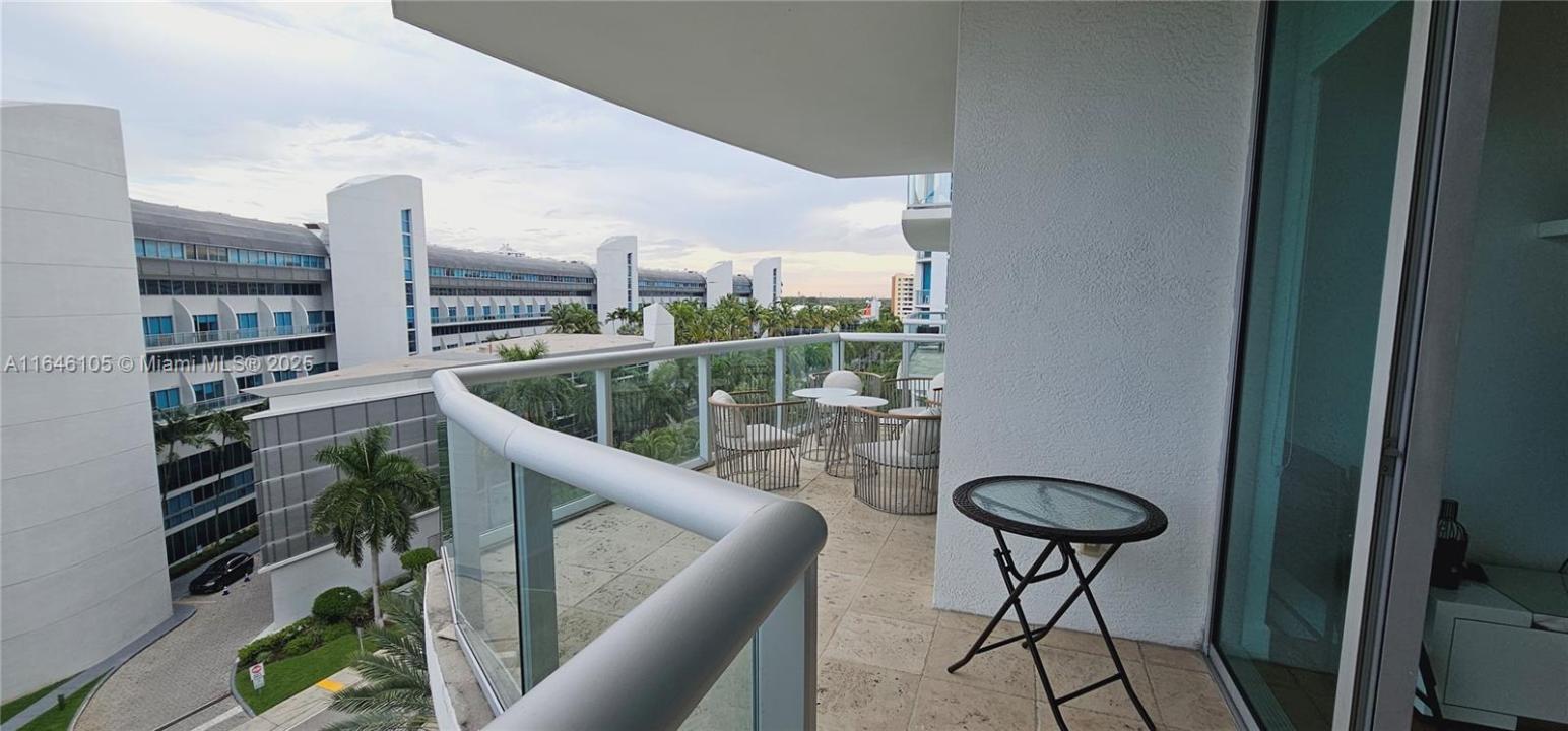 3131 NE 188th St 1-810, Aventura, Florida 33180, HOA KỲ
