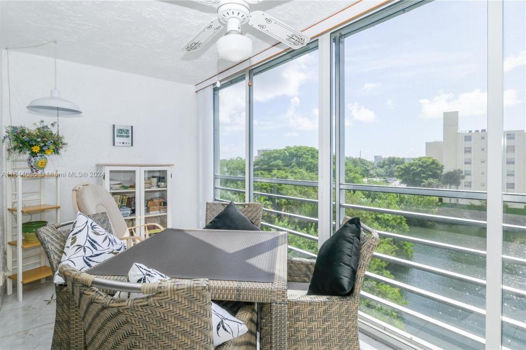 101 SE 3rd Ave 401, Dania Beach, Floryda 33004, USA