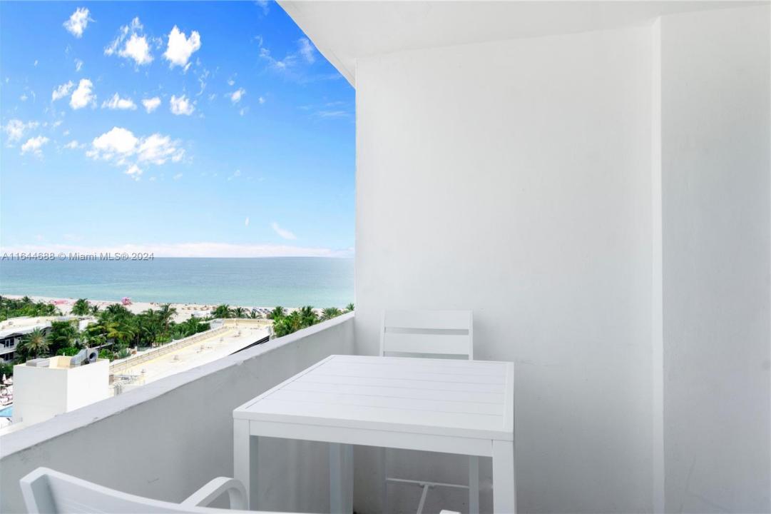 100 Lincoln Rd 1104, Miami Beach, Floride 33139, États-Unis