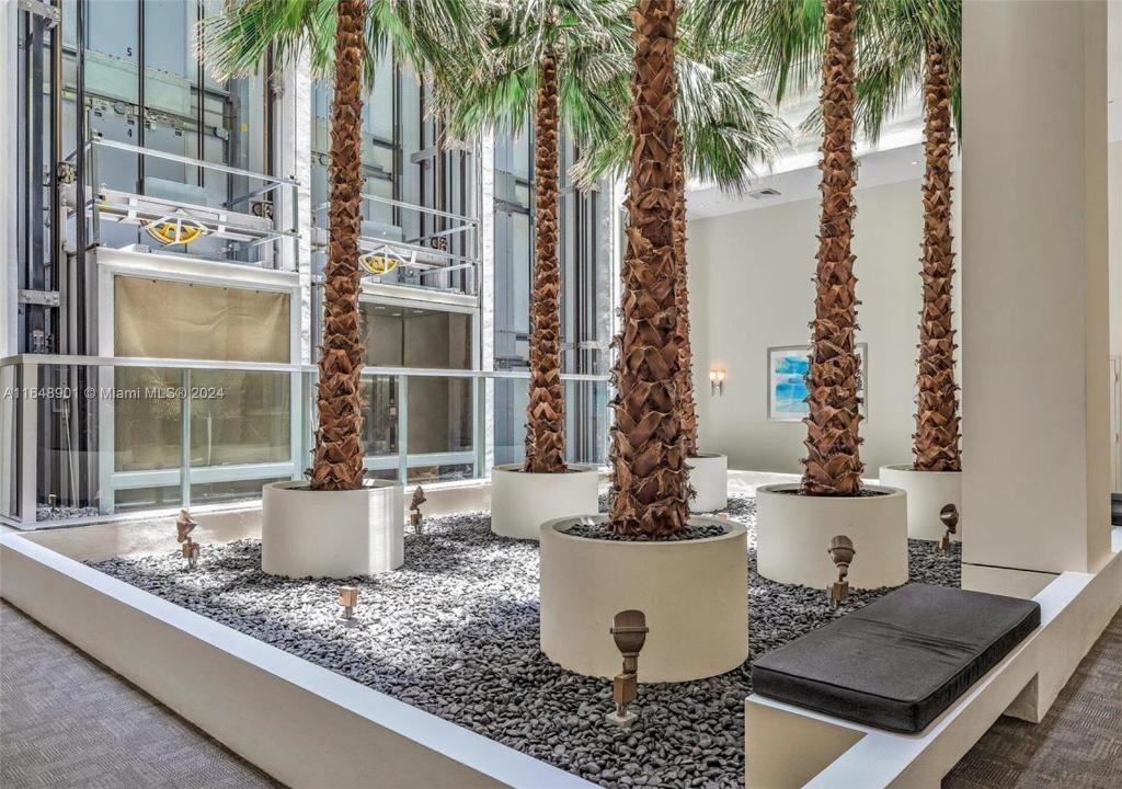 3131 NE 188th St 1-1001, Aventura, Floride 33180, États-Unis