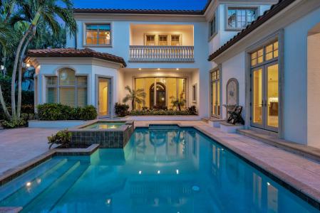 753 Harbour Isle Place, North Palm Beach, Florida 33410