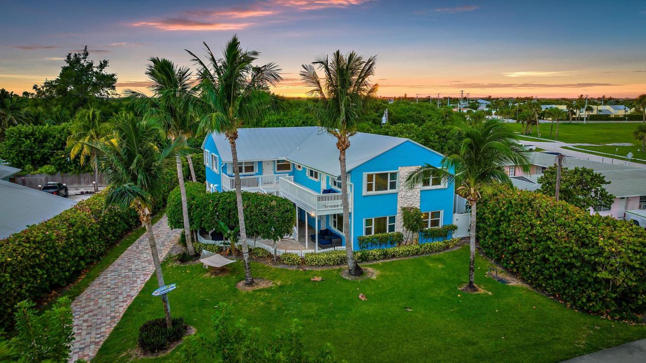 2507 N Ocean Drive, Hutchinson Island, Florida 34949
