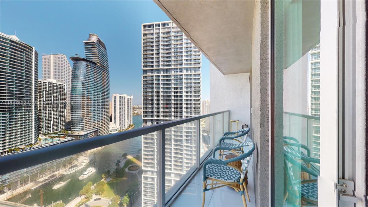 500 Brickell Ave 3405, Miami, Florida 33131