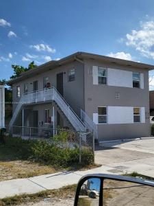 Miami, Florida 33147, USA