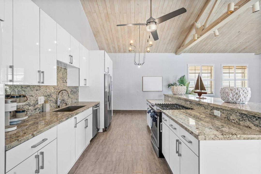 419 E Atlantic Avenue, Delray Beach, Florida 33483