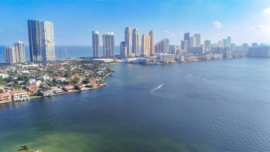 3530 Mystic Pointe Dr 1711, Aventura, Florida 33180, USA