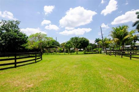1765 Back Lot SW 112th Ave, Davie, Florida 33325
