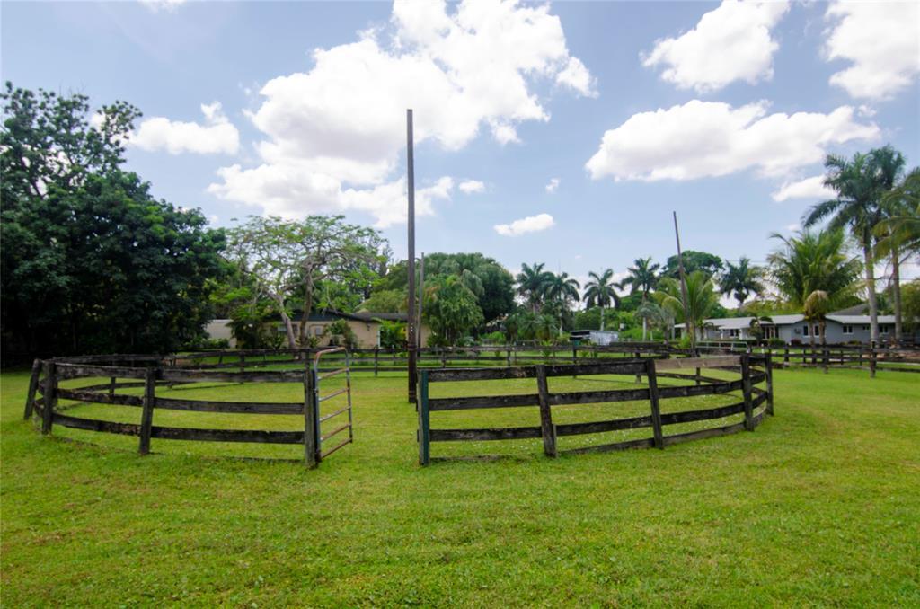 1765 Back Lot SW 112th Ave, Davie, Flórida 33325, Estados Unidos