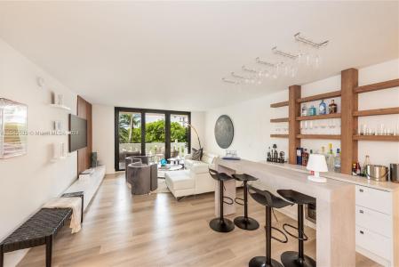 1111 Crandon Blvd A306, Key Biscayne, Florida 33149, USA