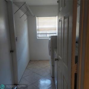 2260 NW 33rd Ave, Lauderdale Lakes, Florida 33311