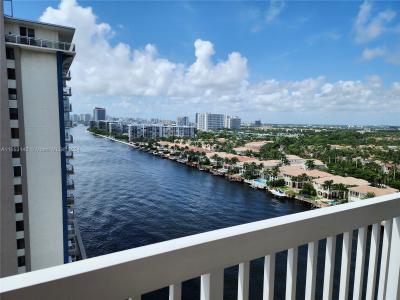 1500 S Ocean Dr 15A, Hollywood, Florida 33019, USA