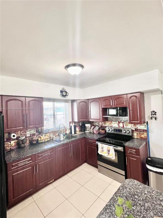 1625 NW 85th St, Miami, פלורידה 33147, ארצות הברית של אמריקה 