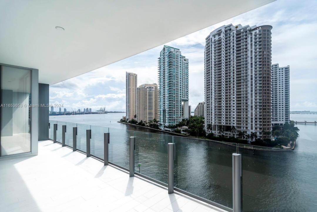 300 Biscayne Blvd Way 902, Miami, Florida 33131