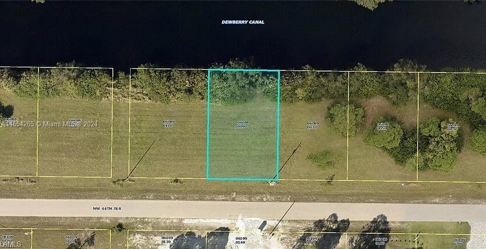 3901 NW 44, Cape Coral, Floride 33993, États-Unis