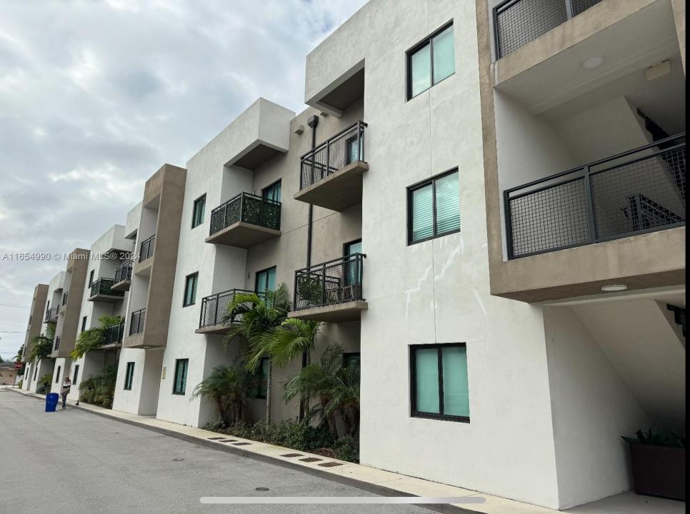630 W 18th St 109, Hialeah, Florida 33010