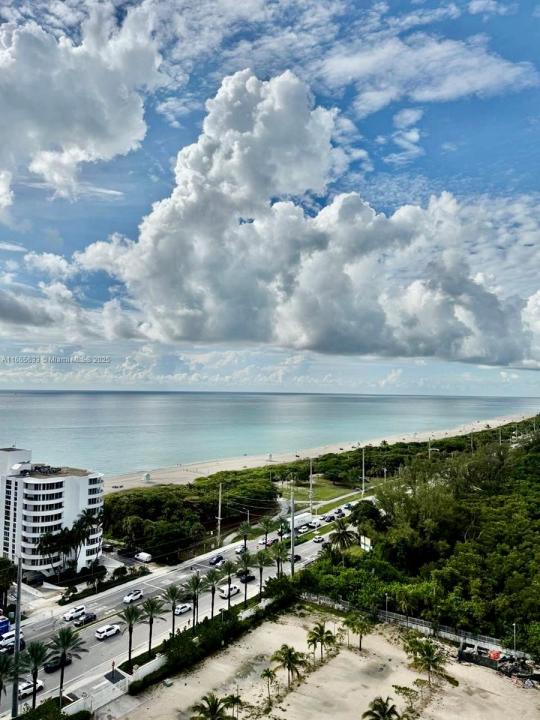 100 Bayview Dr 1906, Sunny Isles Beach, Floride 33160, États-Unis