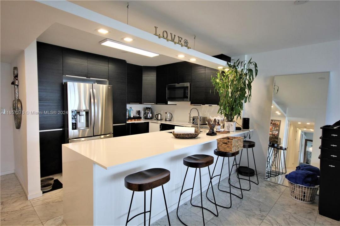 5151 Collins Ave 933, Miami Beach, Florida 33140, Stati Uniti