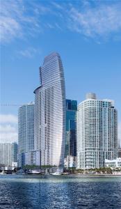300 Biscayne Blvd Way 2503, Miami, Florida 33131, USA