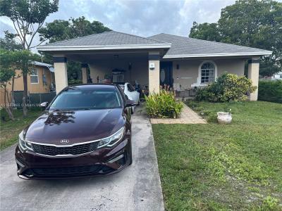 2239 ATLANTA ST, Hollywood, Florida 33020, USA