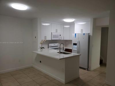 15241 SW 80th St 307, Miami, Florida 33193, USA
