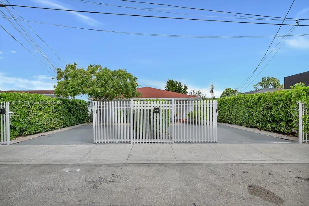 415 NW 52nd St, Miami, Florida 33127, HOA KỲ