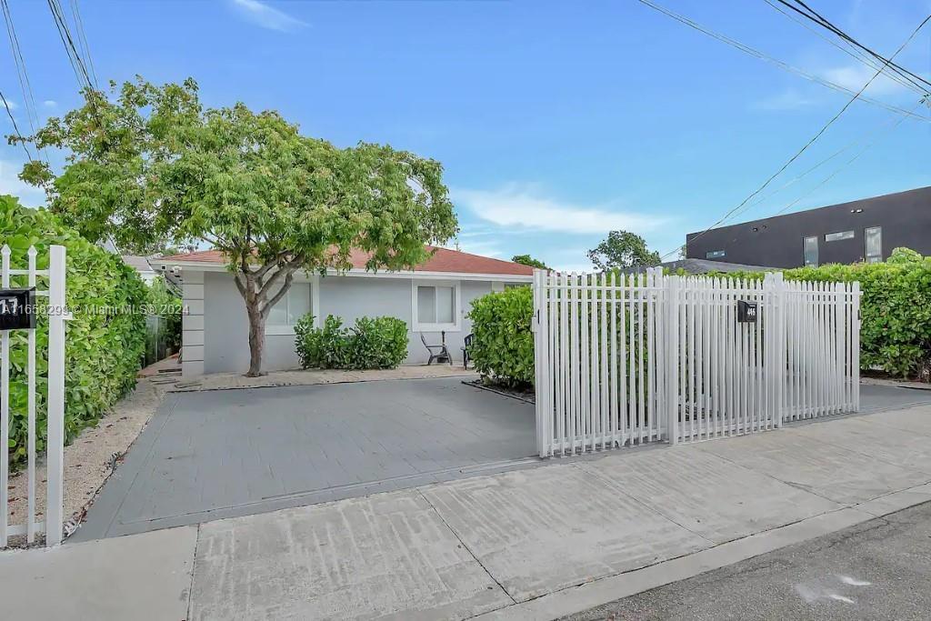 415 NW 52nd St, Miami, Florida 33127, HOA KỲ