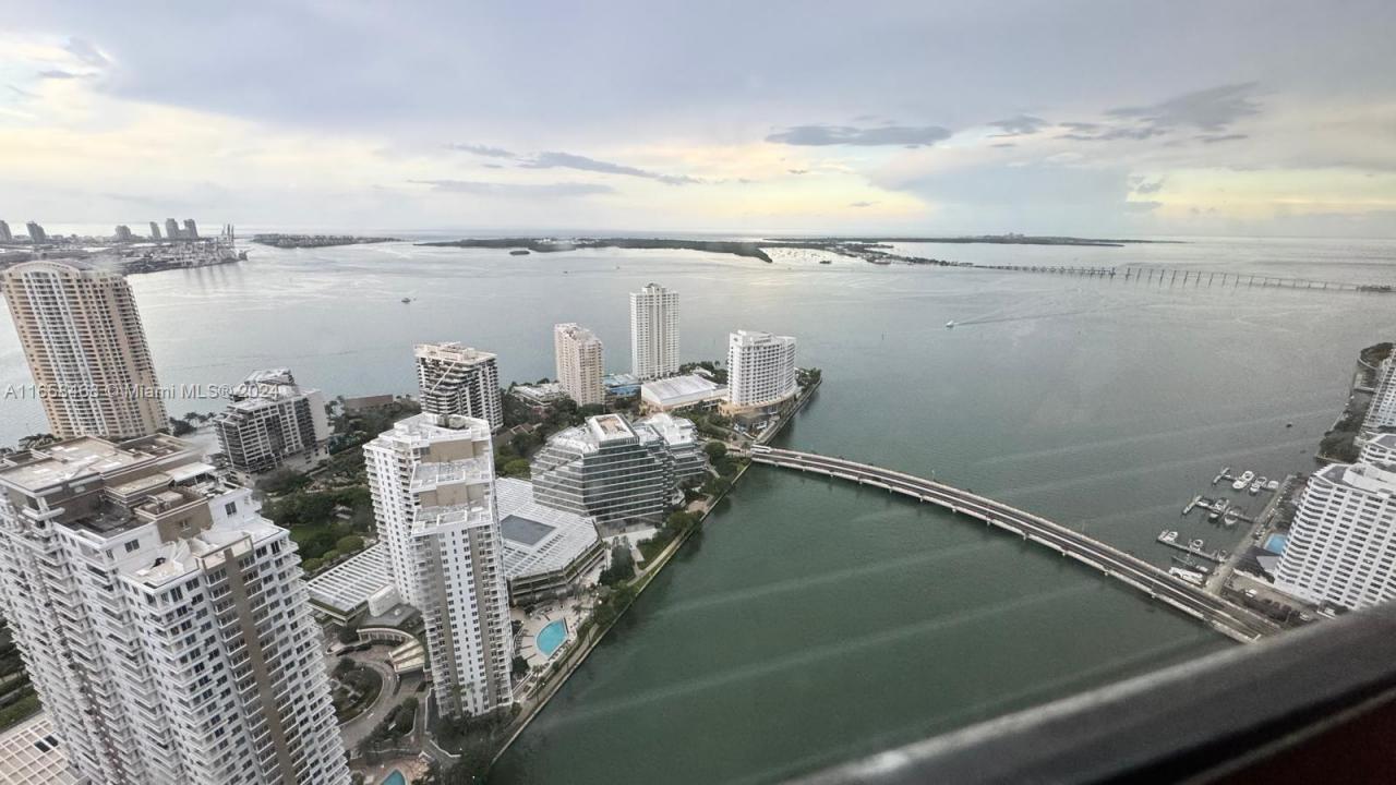 495 Brickell Ave 4902, Miami, Florida 33131