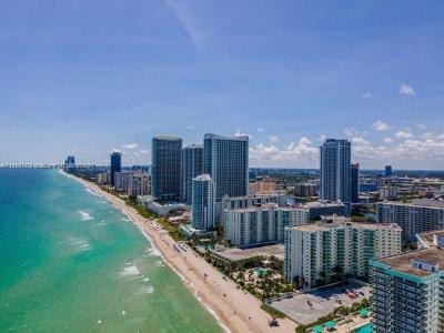 3801 S Ocean Dr 12M, Hollywood, Florida 33019, USA
