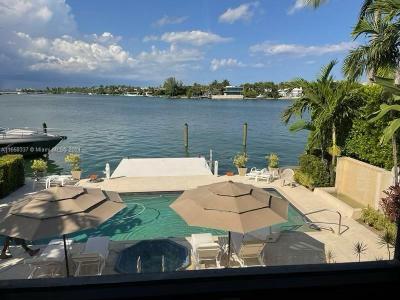 279 N Hibiscus Dr, Miami Beach, Florida 33139, USA