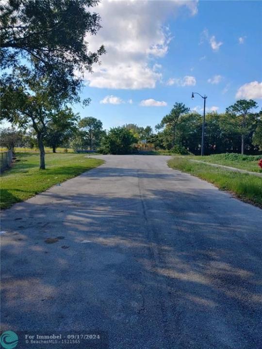 NW 13th St, Pompano Beach, Florida 33069, Estados Unidos