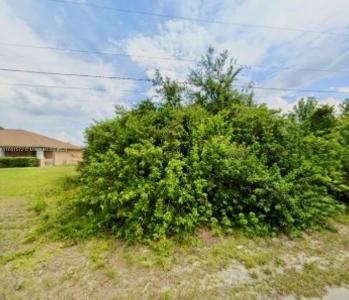 2717 6TH ST SW, Lehigh Acres, Florida 33976, USA