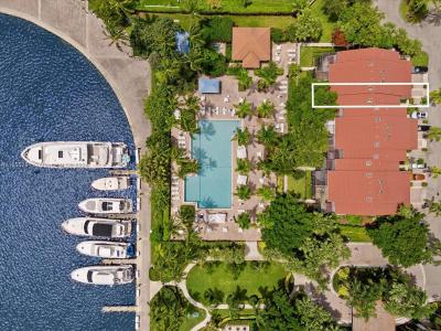 3602 Yacht Club Dr 405, Aventura, Florida 33180, USA
