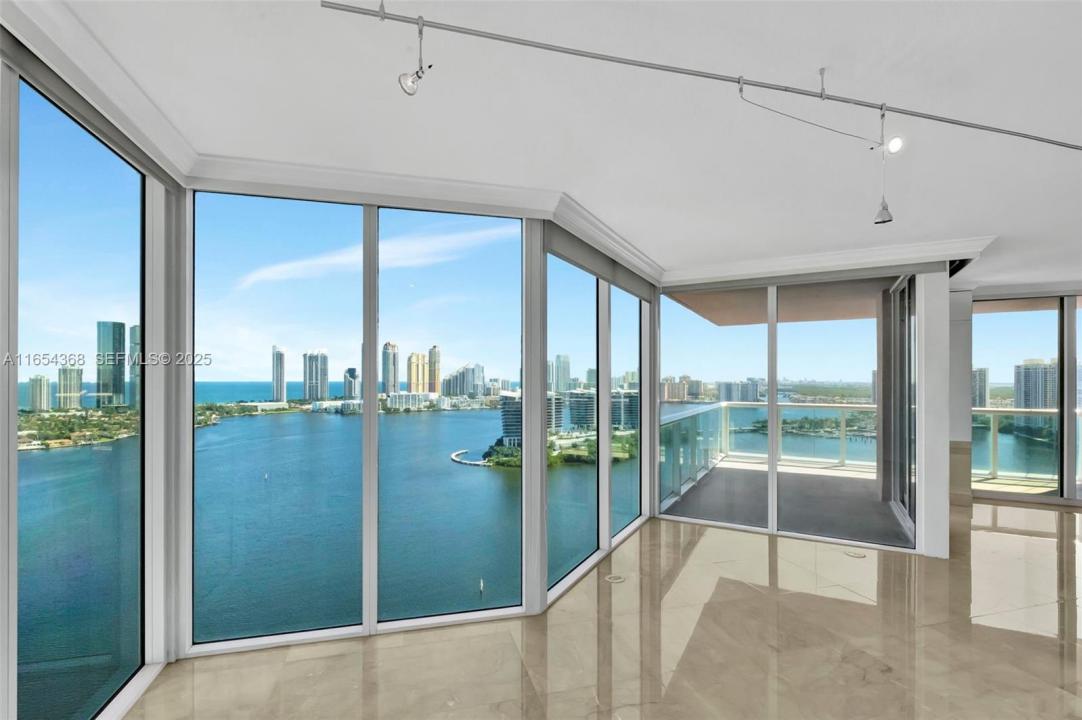 3370 Hidden Bay Dr 2708, Aventura, Floride 33180, États-Unis