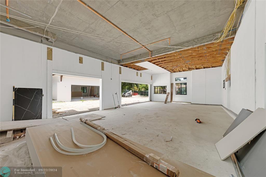 11951 SW 3rd St, Plantation, Florida 33325