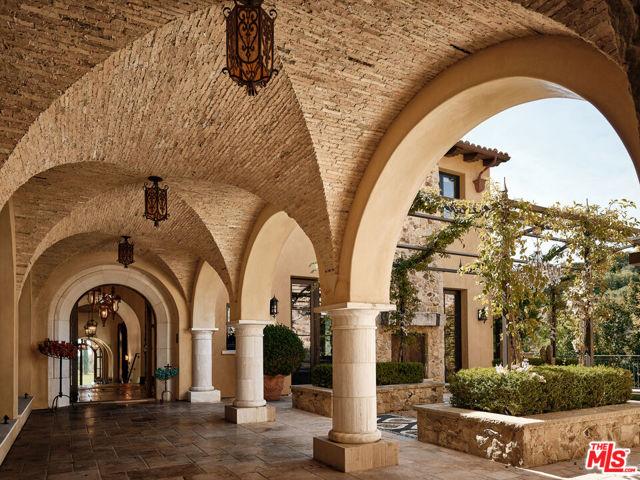 Chalon Road, Los Angeles, California 90077