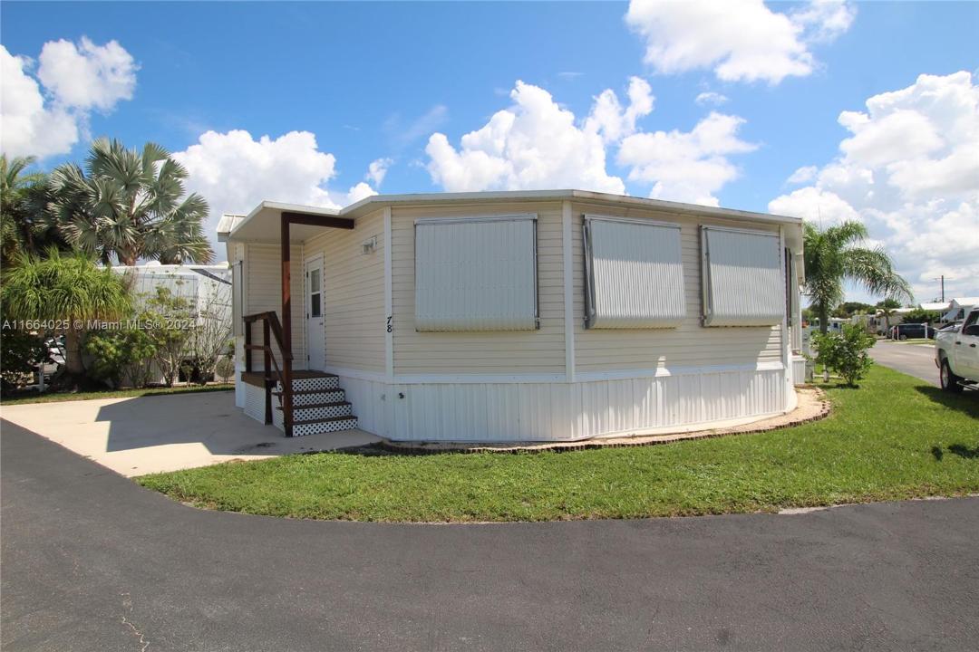 1159 SE Daniels Rd #78, Moore Haven, Floride 33471, États-Unis