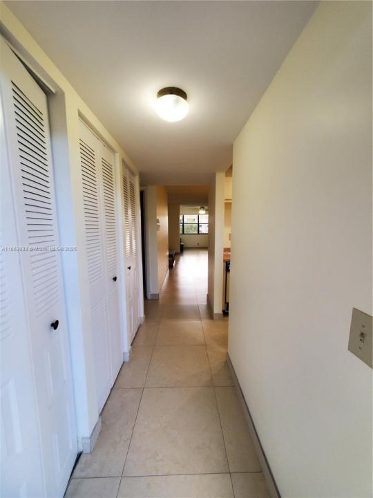 2941 N Nob Hill Rd 301, Sunrise, Florida 33322, Estados Unidos
