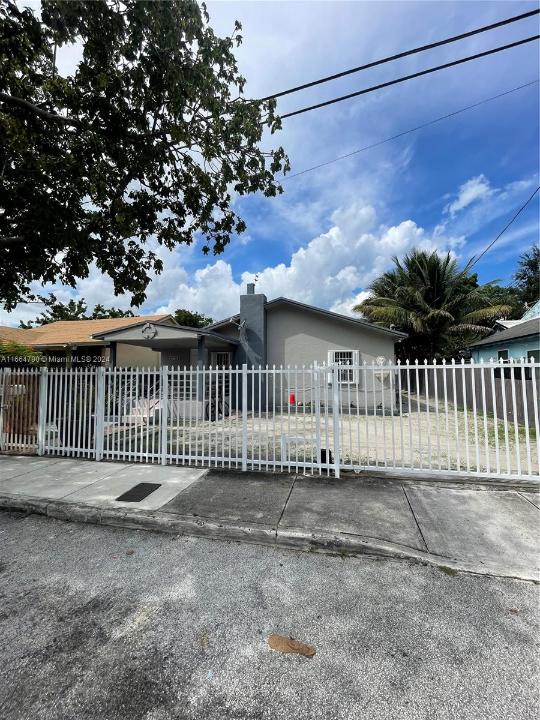 1143 NW 27th St, Miami, Florida 33127, Estados Unidos