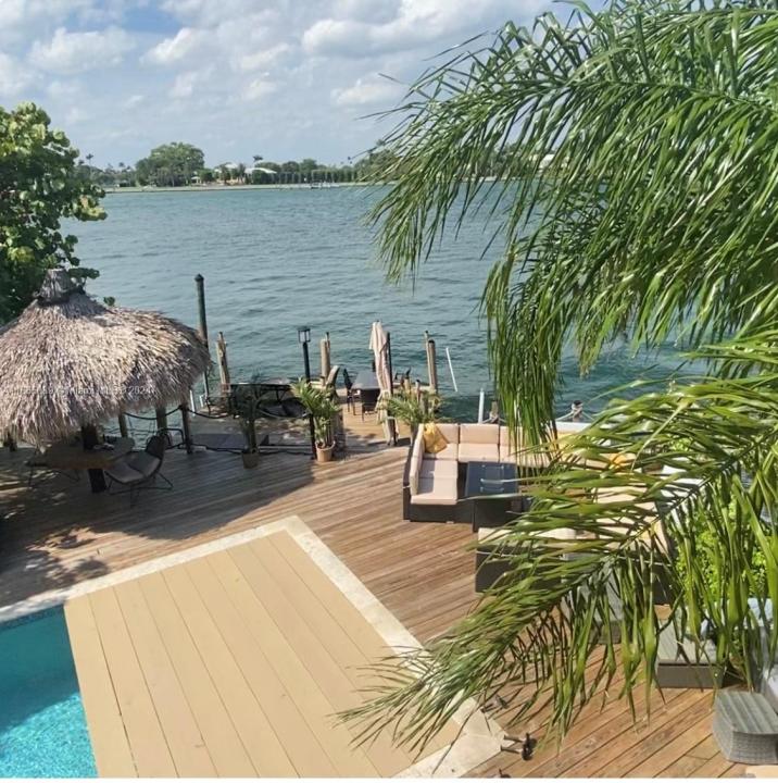 1531 Stillwater Dr, Miami Beach, Flórida 33141, Estados Unidos