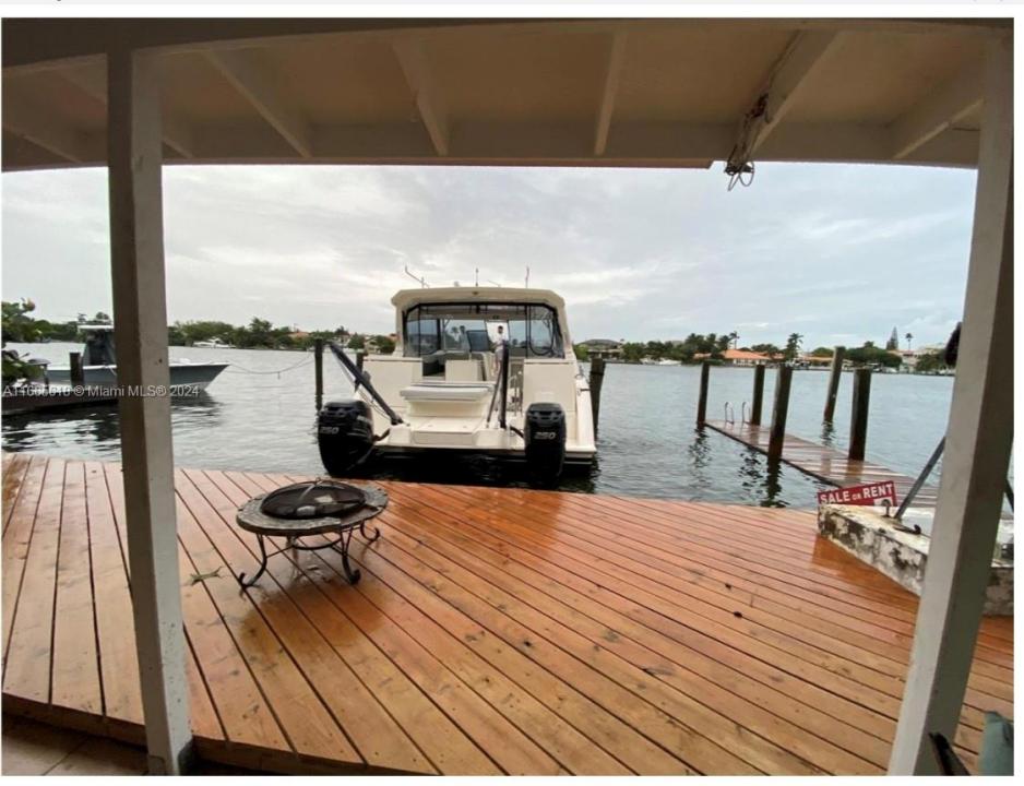 807 86th St, Miami Beach, Flórida 33141, Estados Unidos