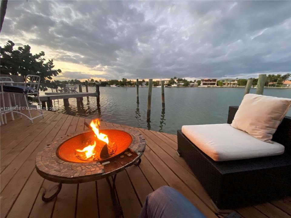 807 86th St, Miami Beach, Flórida 33141, Estados Unidos