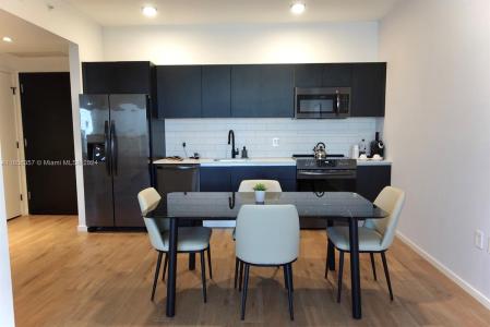398 NE 5th St 3119, Miami, Florida 33132, USA