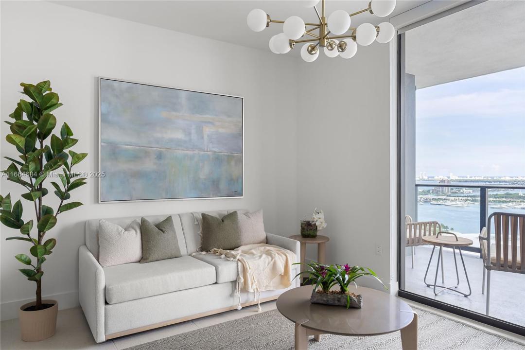 159 NE 6TH ST 2716, Miami, Floride 33132, États-Unis
