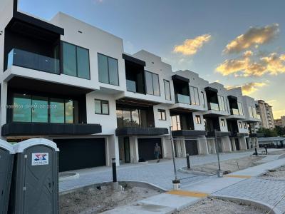 3222 NE 7th St 2, Pompano Beach, Florida 33062, USA