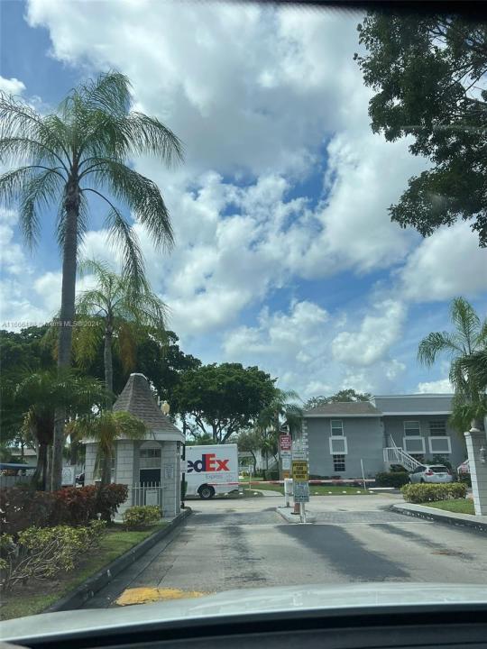 435 NE 210th Cir Ter 103-23, Miami, Florida 33179, Stati Uniti