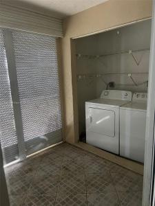 435 NE 210th Cir Ter 103-23, Miami, Florida 33179, USA
